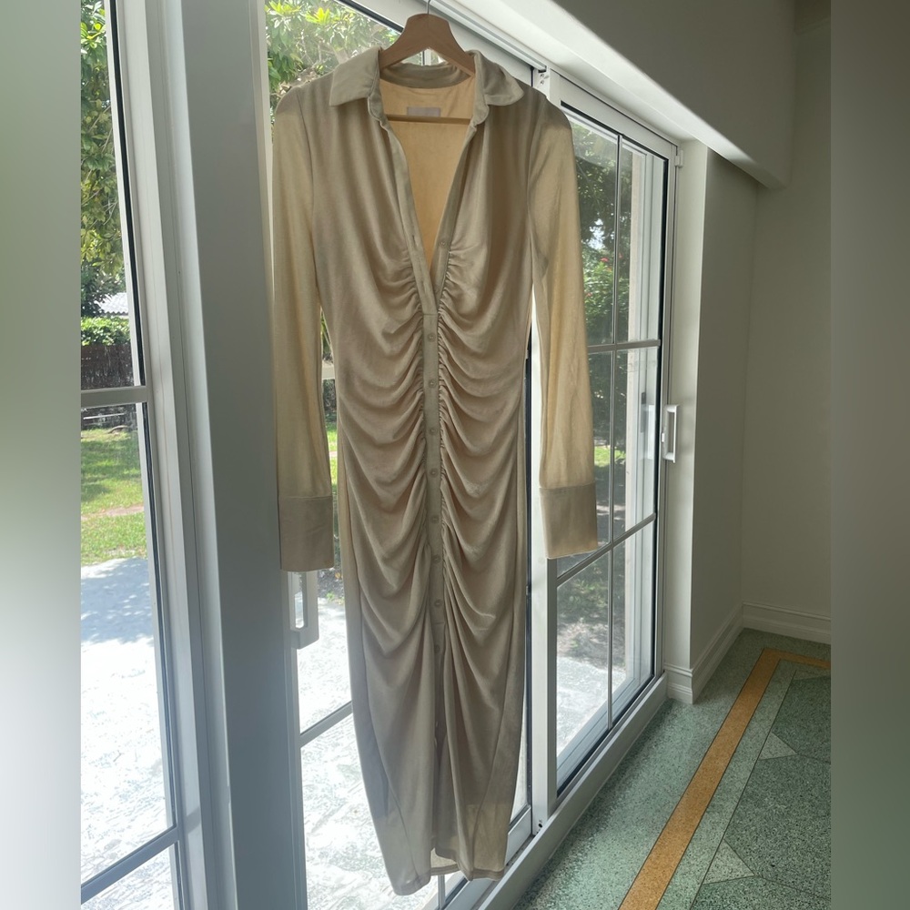 Isalis Ruched Button Down Midi Dress